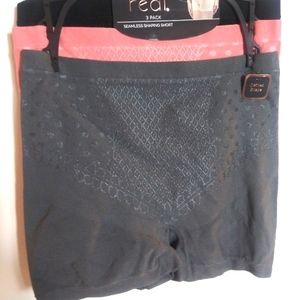 Seamless shaping shorts size L